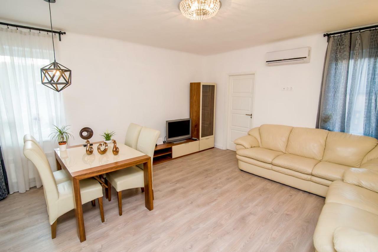 Choosy Flat Apartament *
